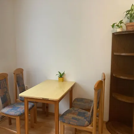 Hobiti Doupe Apartment