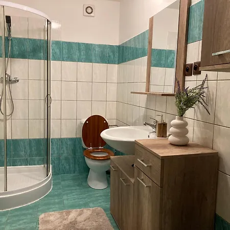 Apartment Hobiti Doupe