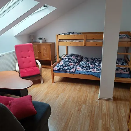 Hobiti Doupe Apartament Strazisko