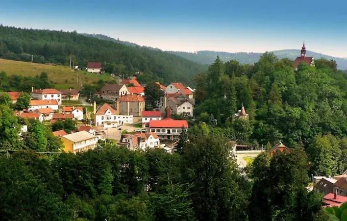 Hobiti Doupe Apartman